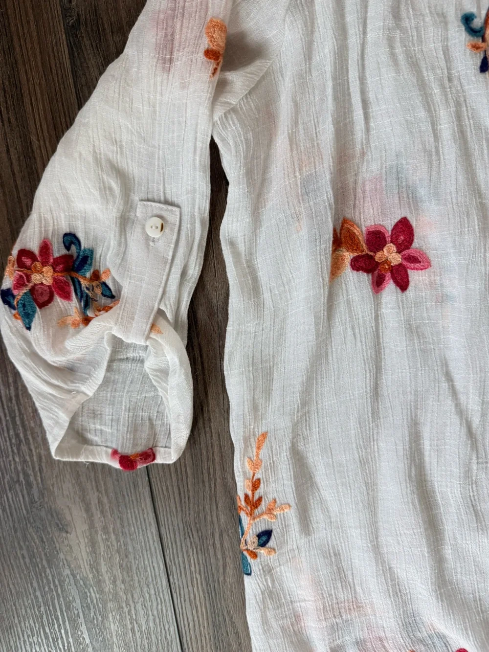 Kierra & Co. White Embroidered Button-Front Blouse - Floral Detail